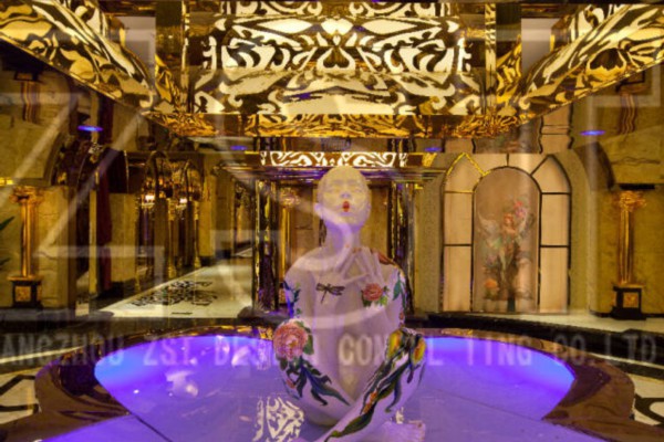 成都休闲生活，瓷缸茶香四溢(成都,这座泡在茶缸里的城市)